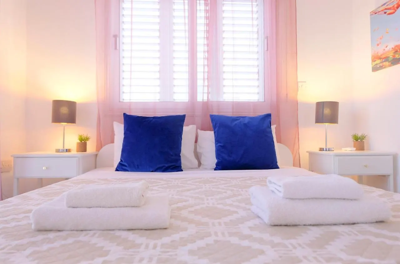 Nissini Blanco, 3 Bedroom Villa With Private Pool, 5 Min To The Beach Ayia Napa
